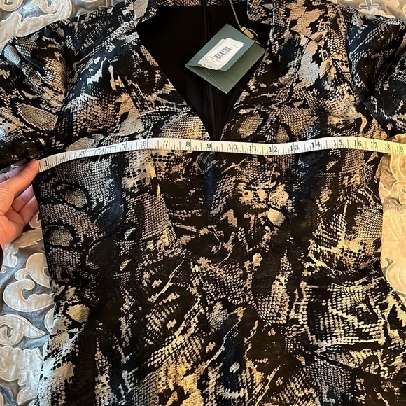 Zac Posen Python-Print Short Sleeve Dress - Picture 13 of 16